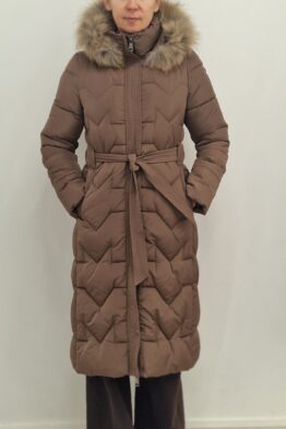 Mantel Moda pruun pikk 24502